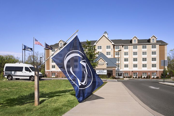 Hotel 2 of 32