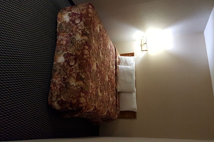 Room 14 of 43