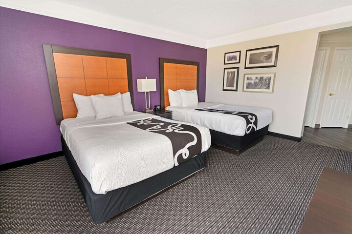 Room 21 of 39