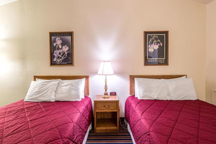 Rodeway Inn