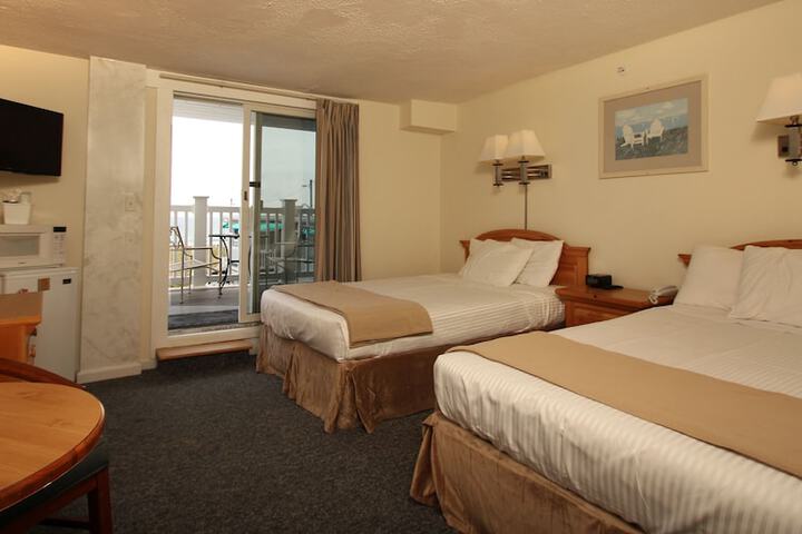 Sea Cliff House Motel