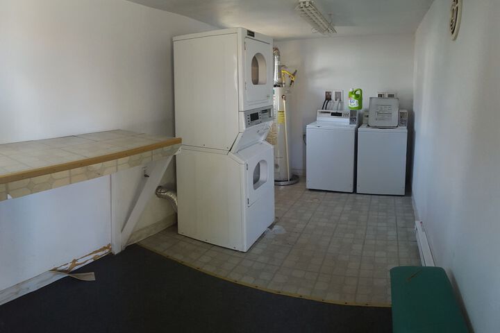 Room 21 of 40