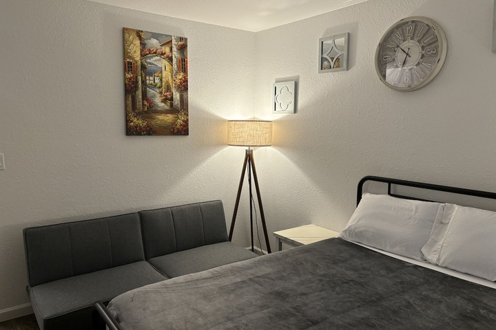 Room 135 of 158