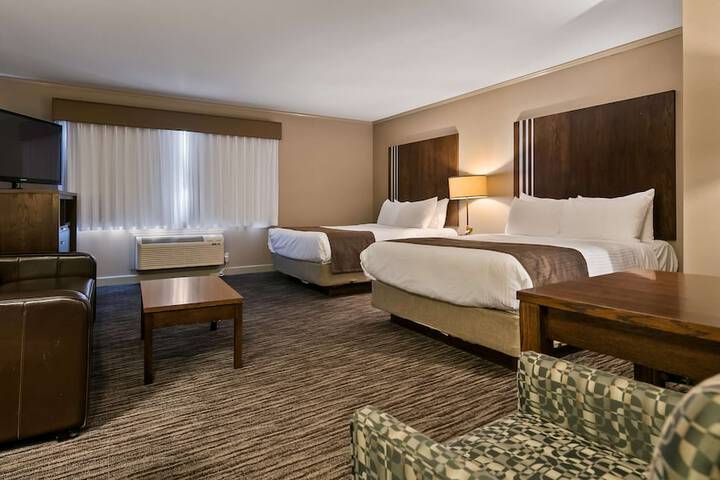 Room 13 of 23