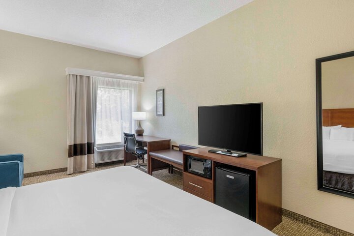 Comfort Inn & Suites La Grange - Louisville Area