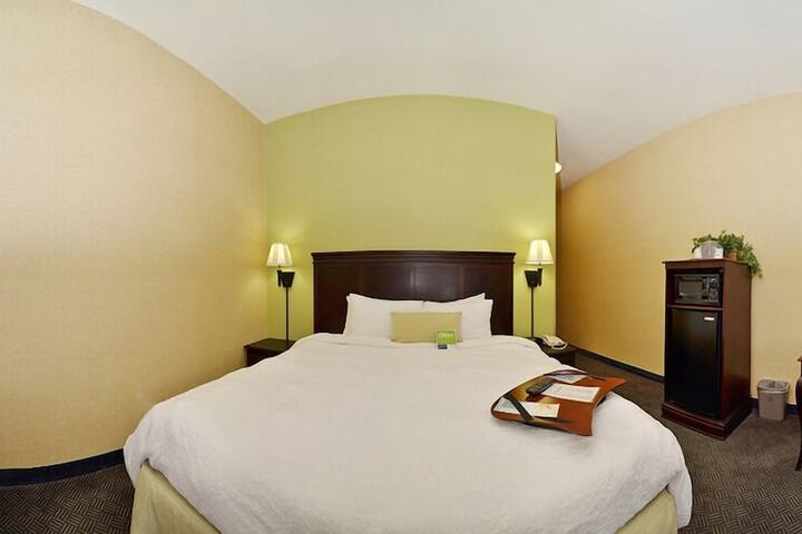 Hampton Inn & Suites Nacogdoches