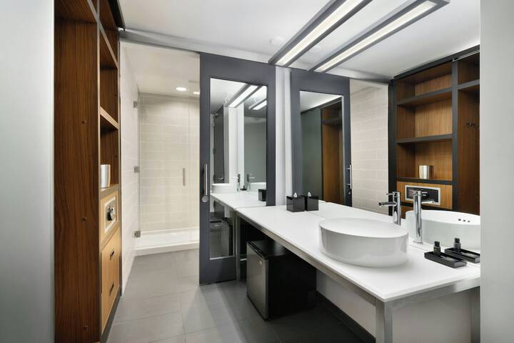 Room 20 of 50