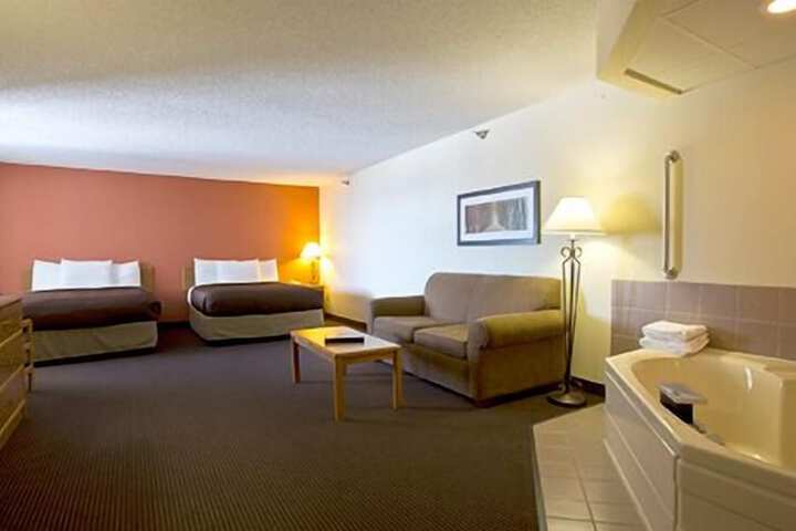 Room 17 of 24