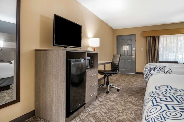 Room 15 of 25
