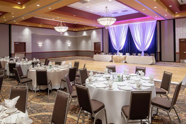 Embassy Suites Northwest Arkansas - Hotel Spa & Convention
