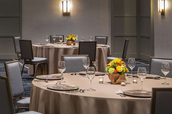 DoubleTree by Hilton Washington DC North / Gaithersburg