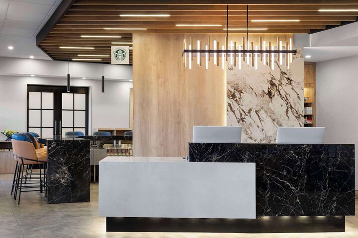 Hyatt Place Kansas City / Overland Park/Metcalf