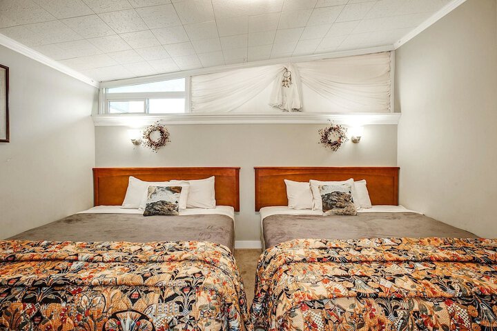 Beachwood Condos & Resort