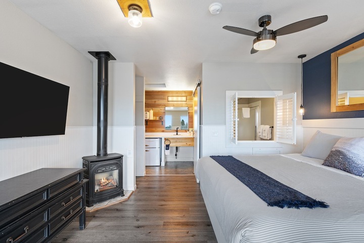 Room 90 of 108