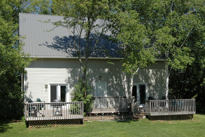 Sundeck 80 of 84