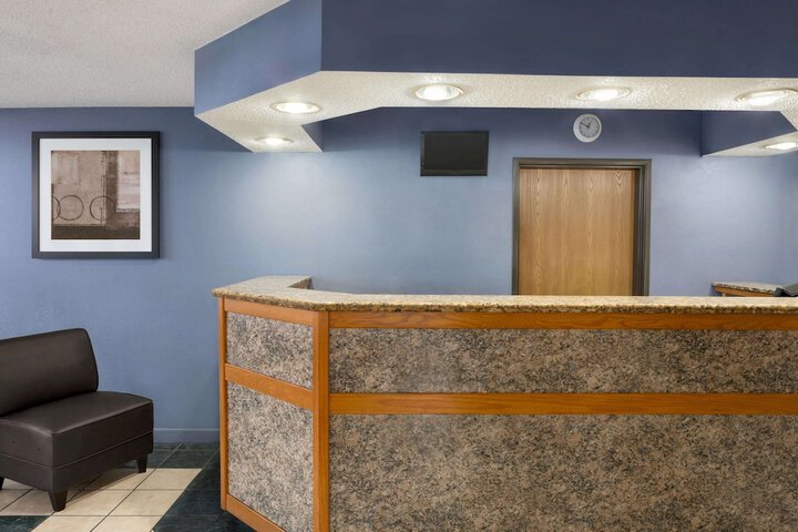 Hotel Interior 10 of 34