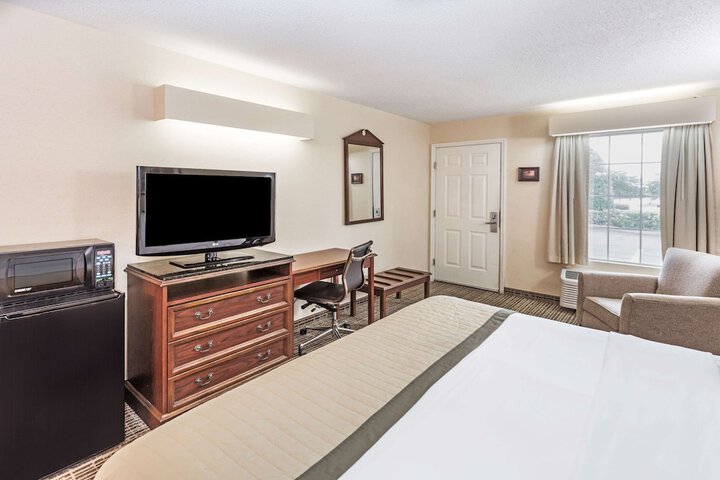Room 22 of 27