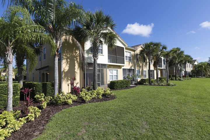 3 Beds Townhouse Super Close Disney