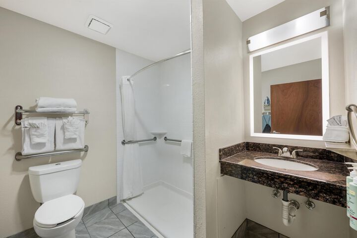 Best Western Airport Albuquerque InnSuites Hotel & Suites