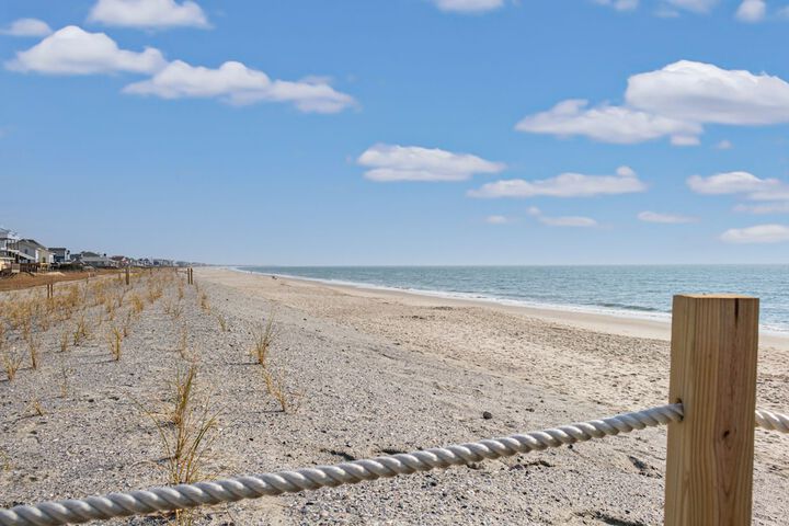 Beach 37 of 40