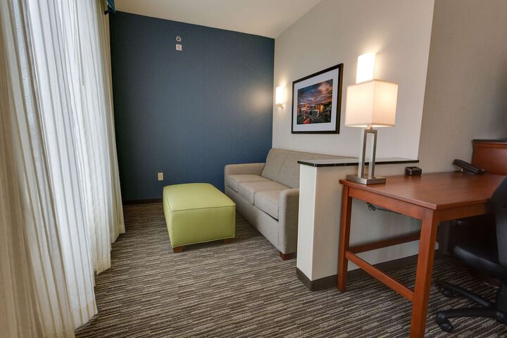 Room 18 of 52