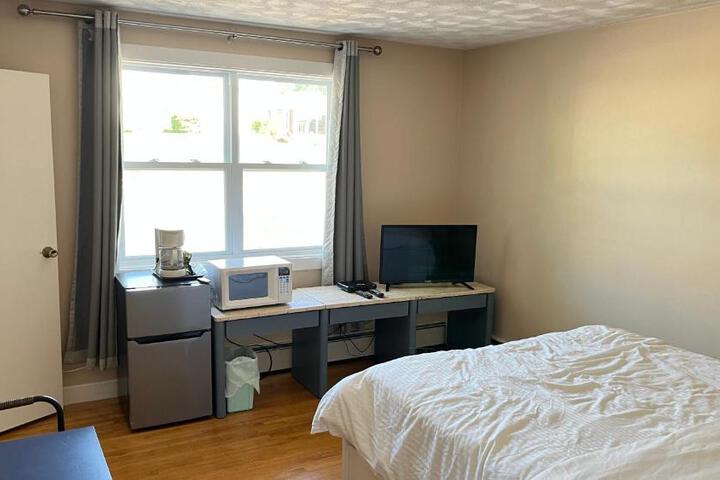 Admirals Quay Motel & Suites