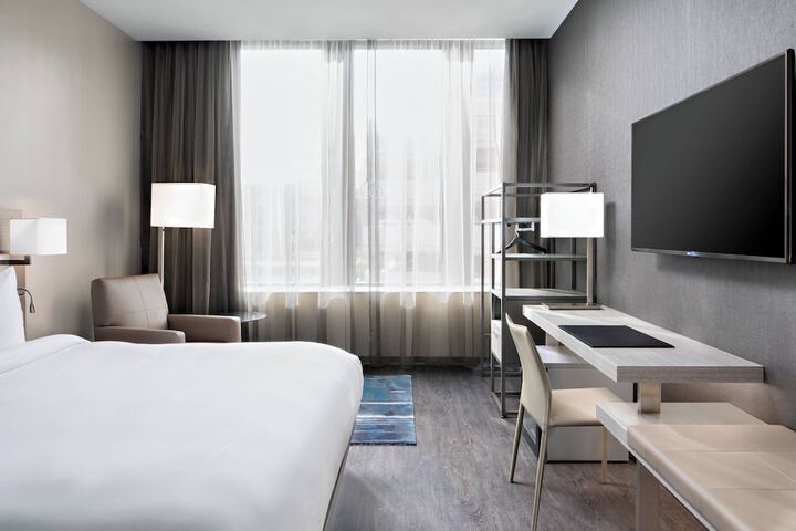 Room 28 of 55