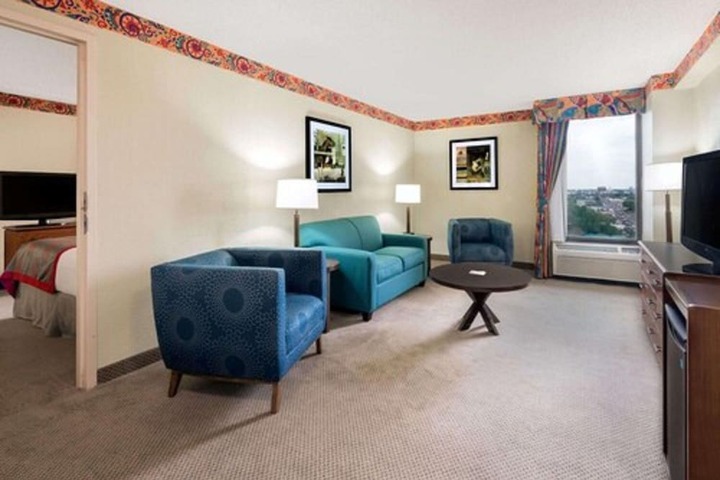 Room 18 of 22