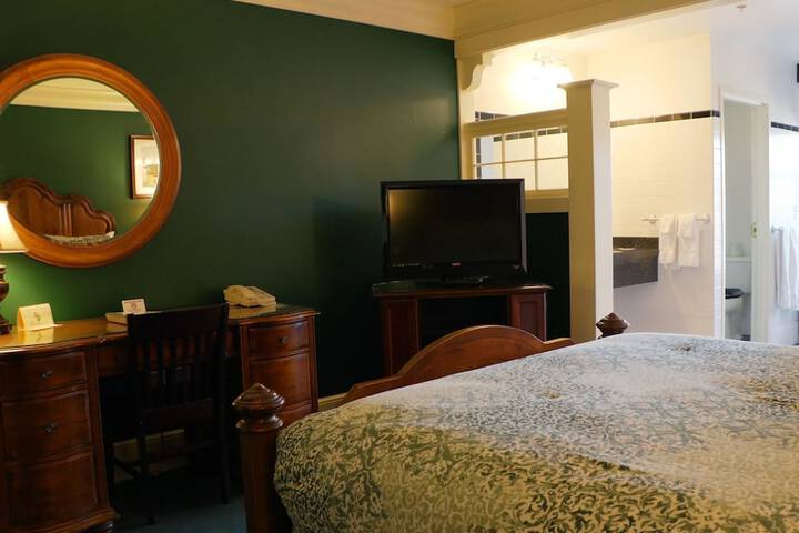 Room 12 of 39