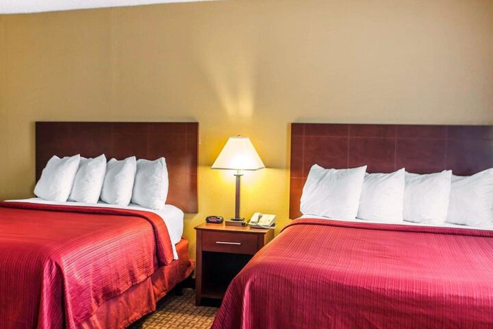 Room 13 of 29