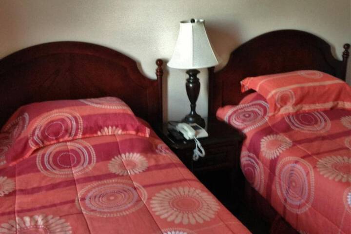 Room 17 of 39