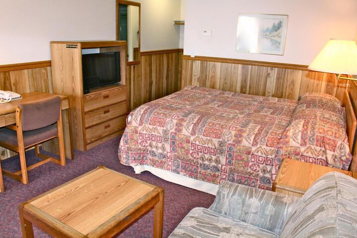 Rainbow Motor Inn