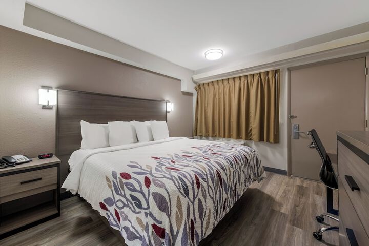 Room 37 of 37