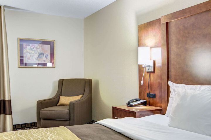Room 44 of 73
