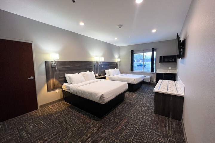 Room 35 of 91