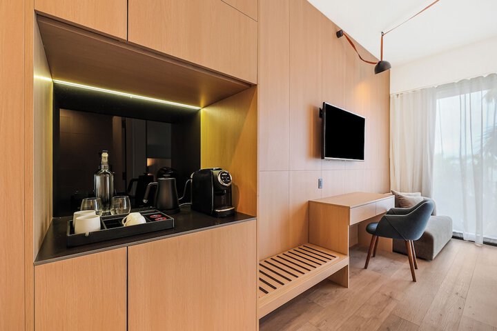 Room 33 of 56