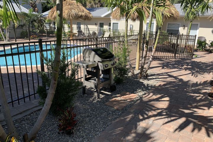 Twin Palms at Siesta