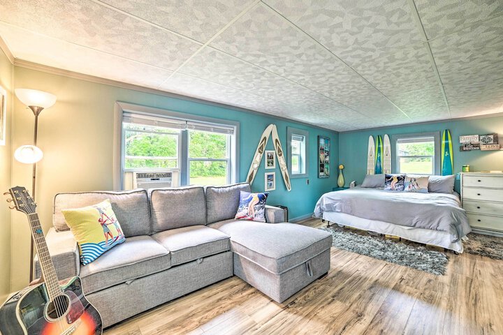 Riverfront Home w / Dock 6 Mi to Cheboygan!