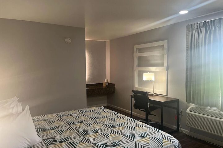 Motel 6 Saint George SC – I-95