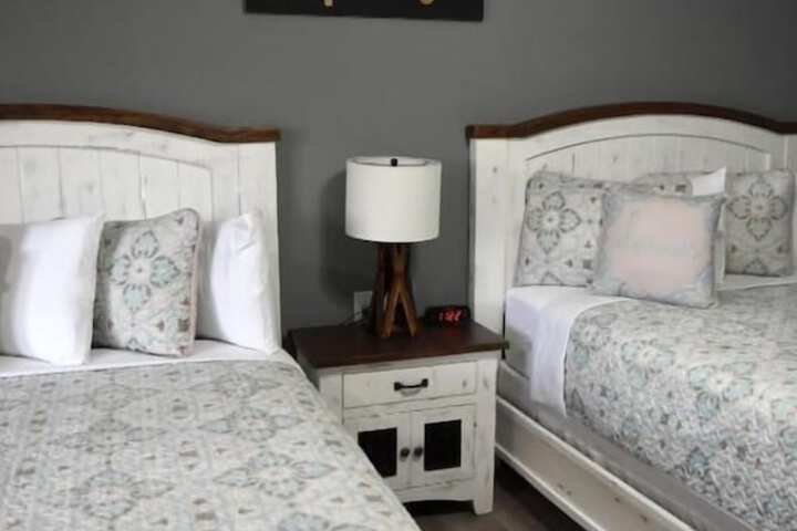 Room 44 of 49