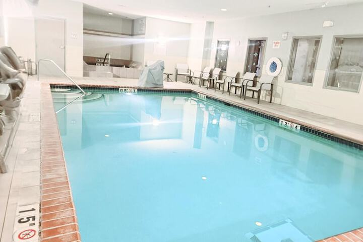 Holiday Inn Express Hotel & Suites St. Paul-Woodbury by IHG