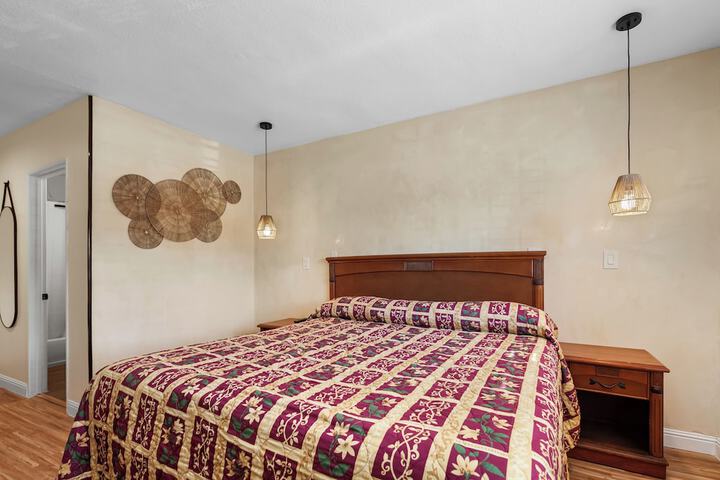 Room 41 of 67