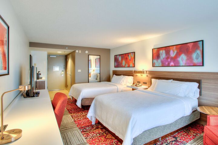 Room 9 of 22
