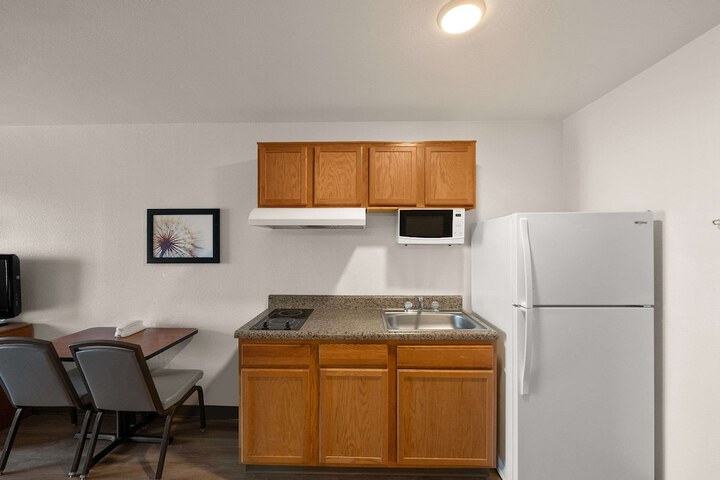 WoodSpring Suites Rockwall-East Dallas