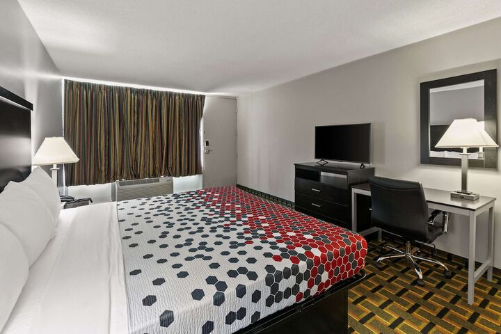 Room 44 of 60