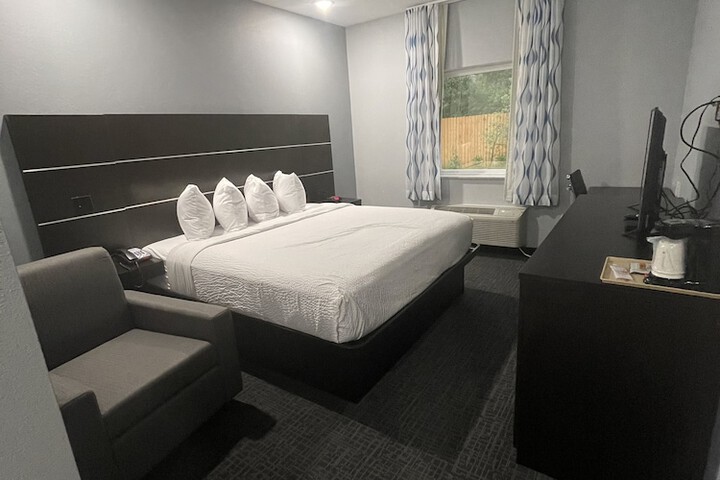 Room 21 of 59