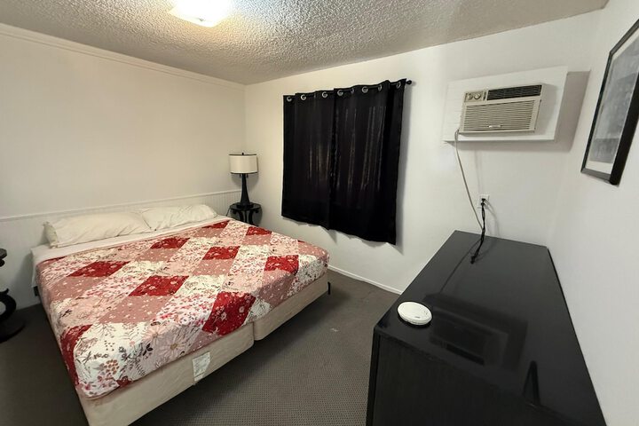 Columbia Inn Motel CA 49