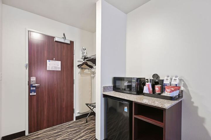 Room 75 of 112