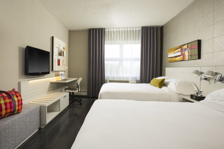 Hotel Sepia