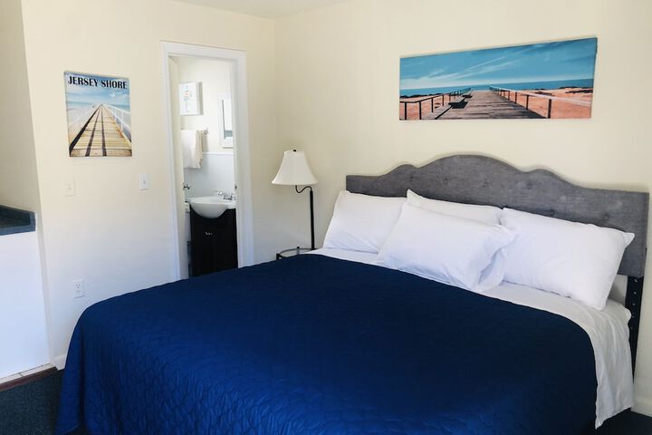 Room 21 of 31